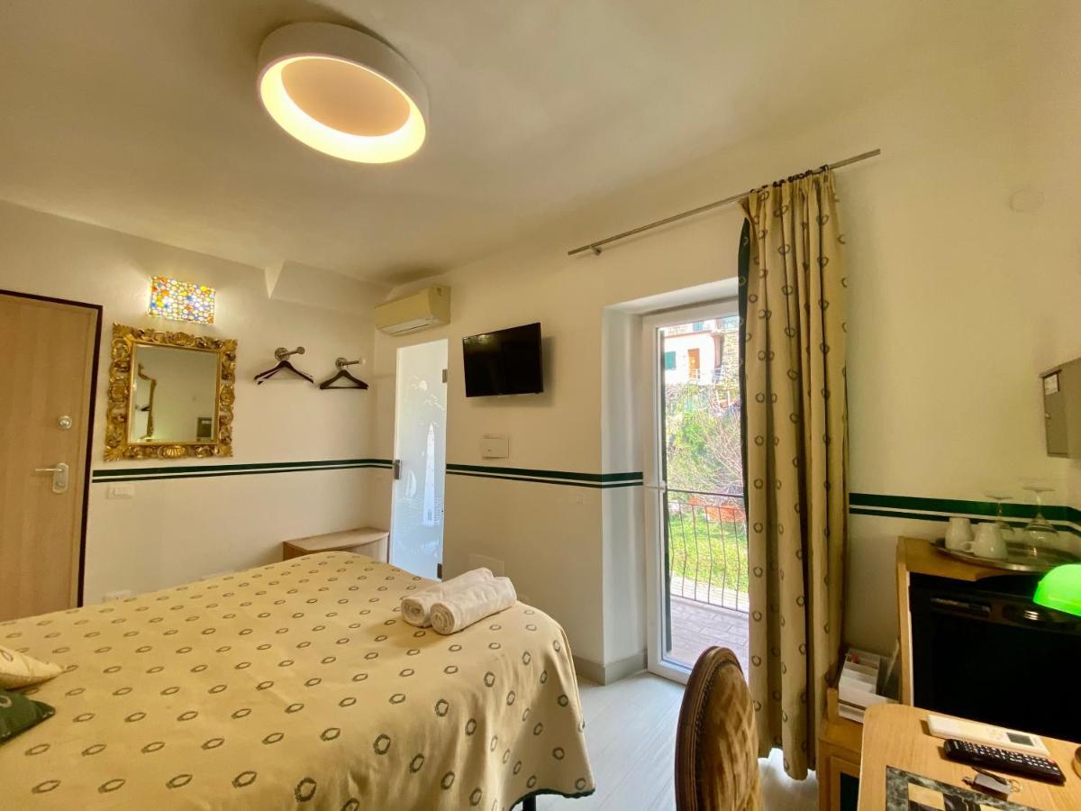 Giovanni Rooms Manarola Eksteriør billede